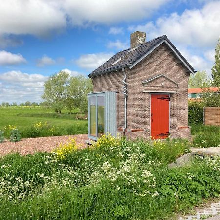 Tiny House Van Hoogspanning Naar Ontspanning Wirdum 外观 照片