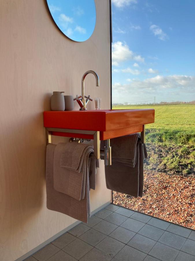 Tiny House Van Hoogspanning Naar Ontspanning Wirdum 外观 照片